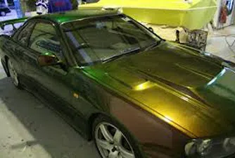 Автомобил мени цвета си според сезоните