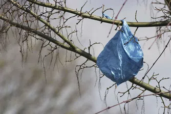 Потреблението на найлонови торбички пада