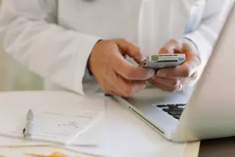 Съдът на ЕС забрани есемесите, обещаващи награди