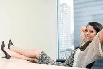 Изправената стойка помага в кариерата