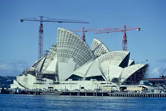 Редки кадри от строителството на световните забележителности