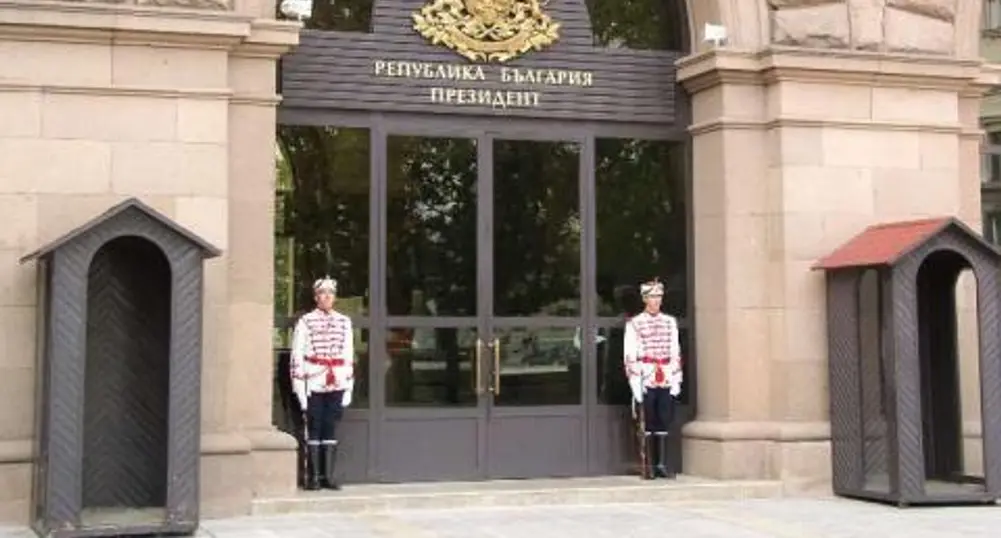 Жена се запали пред президентството