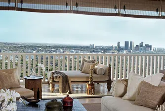 В къщата на Шер