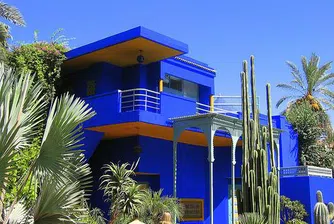 Продават вилата на Ив Сен Лоран