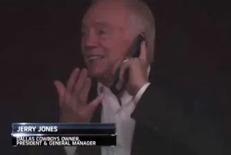 Милиардер: Богат съм заради това, че ползвам евтин телефон