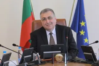 Близнашки прави чистка и в ДКЕВР