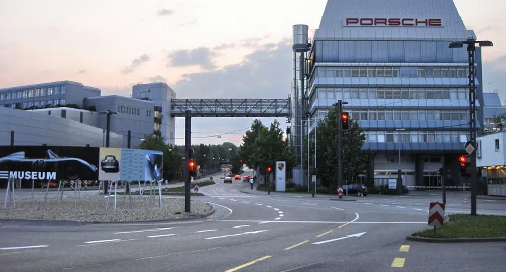 Мениджъри на Porsche обвинени за борсова манипулация