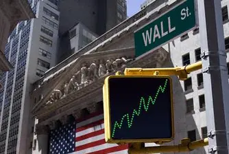 Dow Jones е отново над 10 000 пункта
