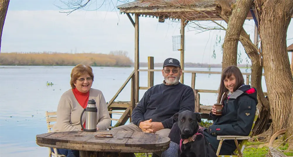 На село в Аржентина: крокодили, капибари и рукола