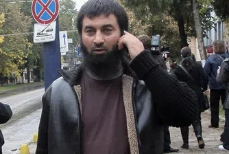 ДАНС все още е в квартал "Изток", Муса Ахмед е отведен