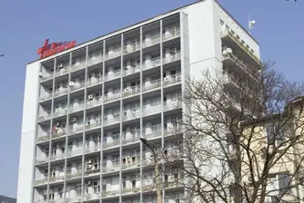 Лекарите заплашиха със стачка