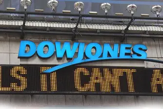 Dow с най-голямото си понижение от месец