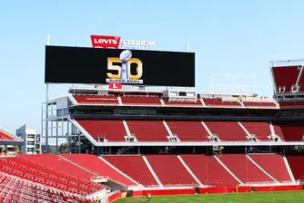 Посещението на Супербоул не излиза никак евтино