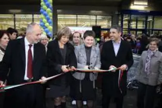 German Supermarket Chain Opens 14 Stores in Bulgaria