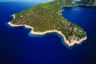 Емирът на Катар си купи шест гръцки острова за 8.5 млн. евро