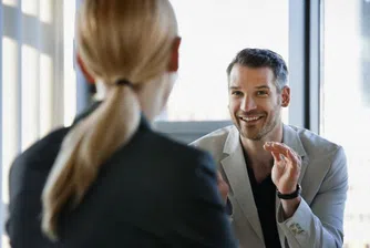 Тези 3 думи разкриват дали сте лош слушател