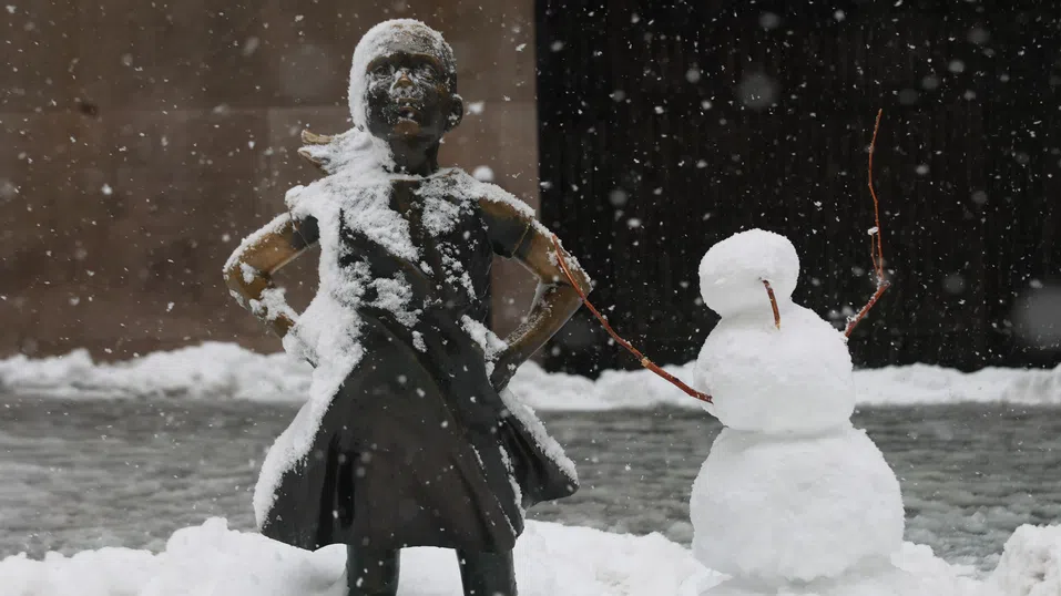 Нов мрачен сценарий за силата на AI задълбочи тревогата на Уолстрийт за бъдещето на изкуствения интелект