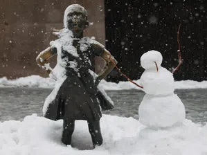 Нов мрачен сценарий за силата на AI задълбочи тревогата на Уолстрийт за бъдещето на изкуствения интелект