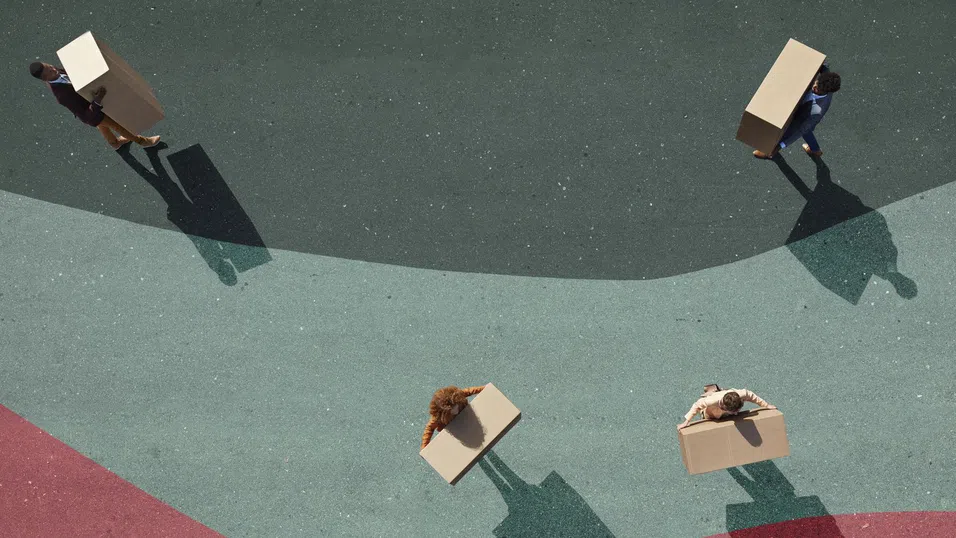 Губят или печелят компаниите от насилственото връщане на служителите в офиса?