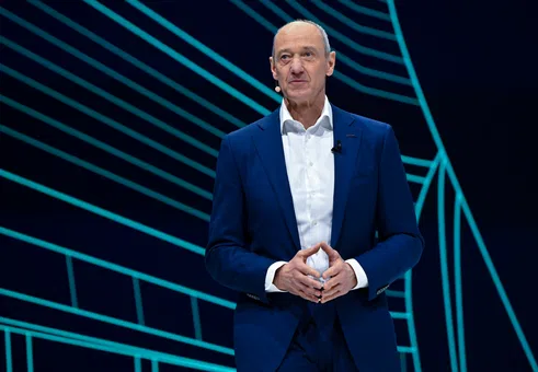 „Ще бъде катастрофа“: Шефът на Siemens критикува курса на ЕС към AI суверенитет