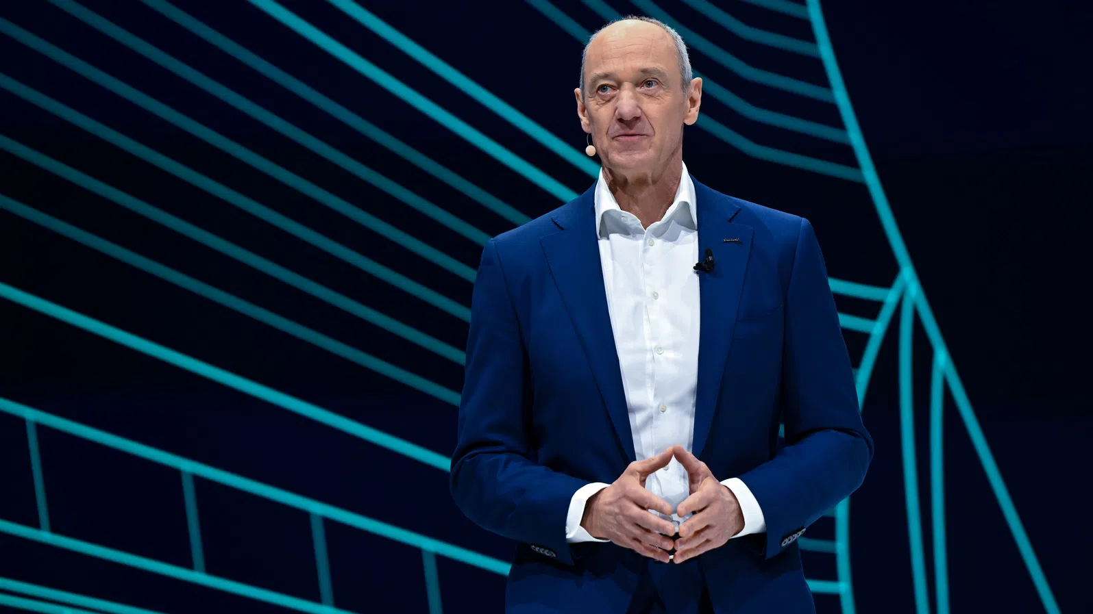 „Ще бъде катастрофа“: Шефът на Siemens критикува курса на ЕС към AI суверенитет