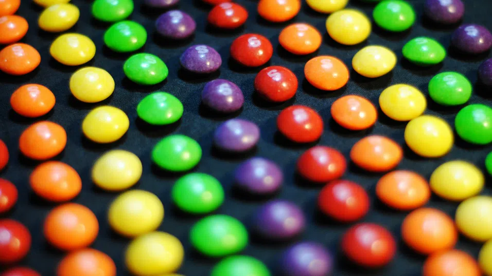 Цветовете се губят: САЩ изтегля синтетичните багрила до 2026 г.