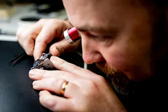 Време за промяна: Как луксозните часовници се състезават с иновациите