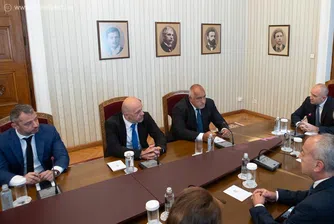 Започнаха консултациите за съставяне на правителство при президента Румен Радев (Обзор)