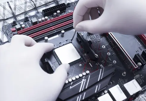 Как рискът с един нестандартен чип превърна SK Hynix в по-ценна компания от Samsung