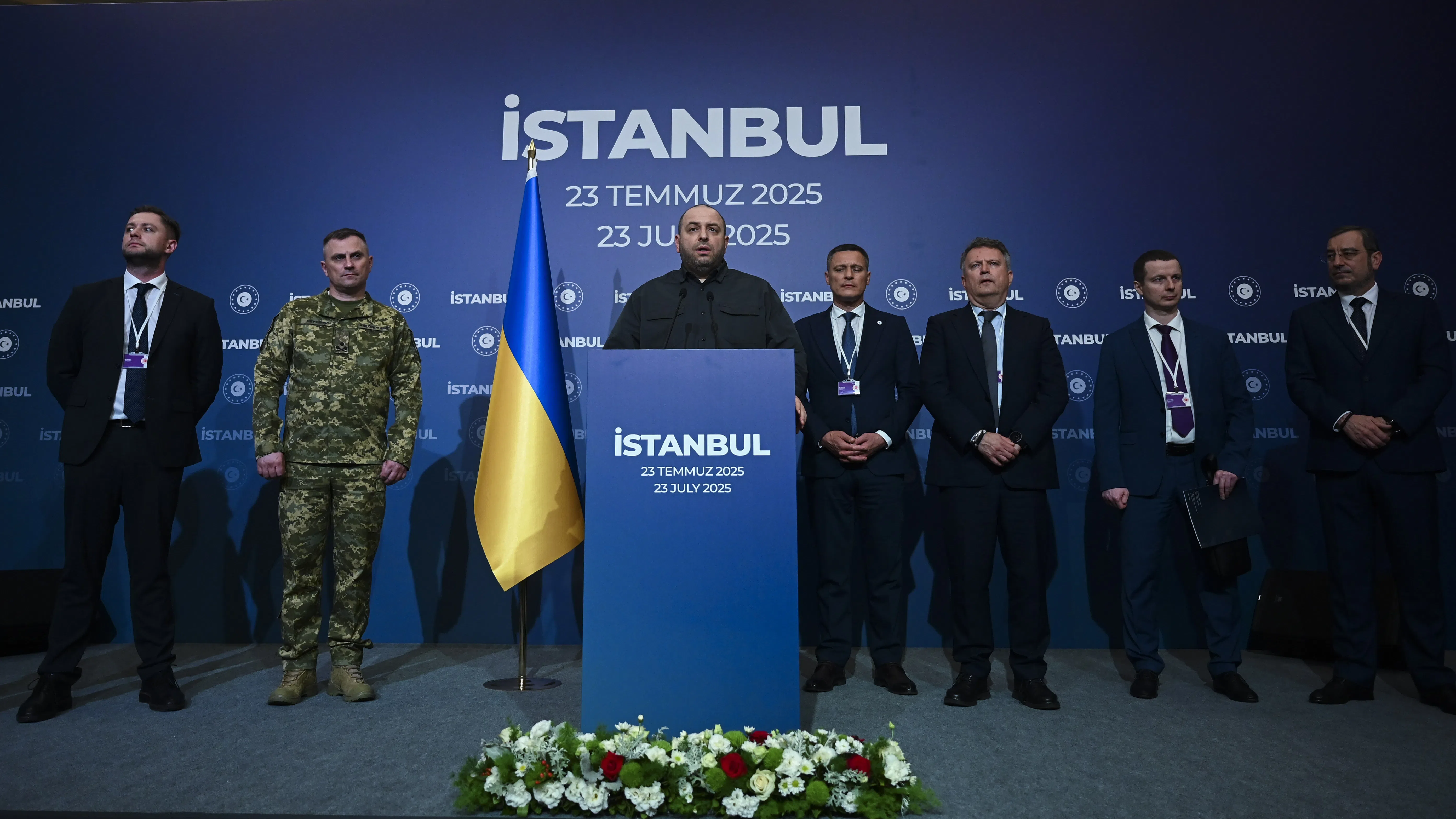 Украинската мирна делегация предлага среща на върха между Зеленски и Путин до края на август