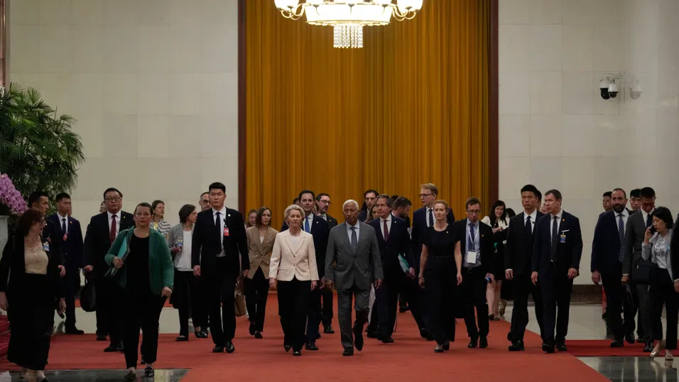 ЕС настоява за реални решения по време на напрегната среща на върха с китайския президент