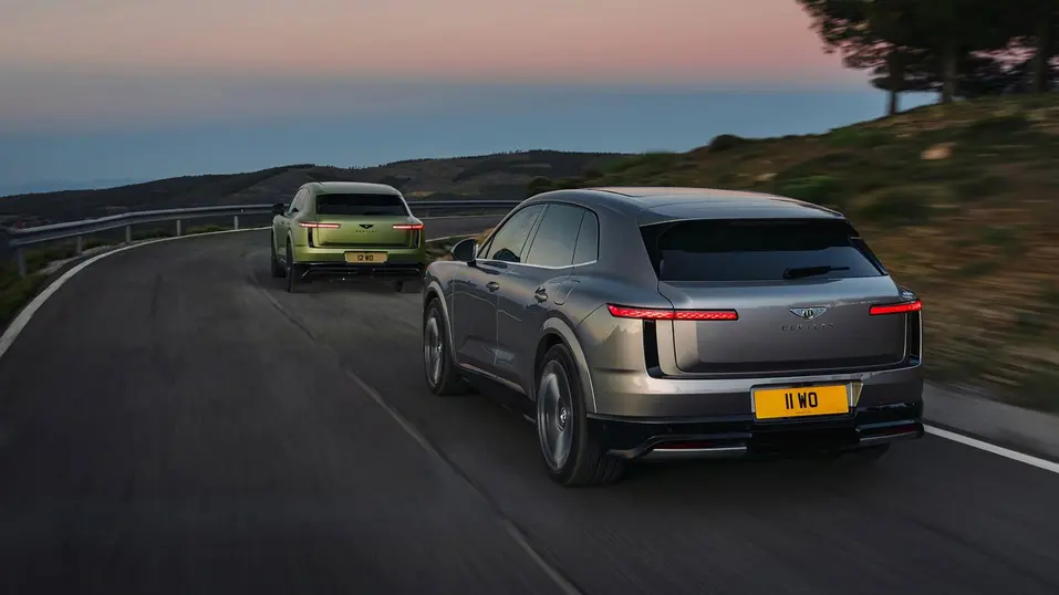 Bentley излиза срещу Ferrari с първия си EV модел за 230 000 долара