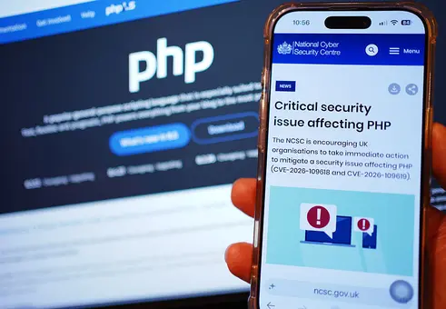 „Черният октомври“ на AI: Критични пробиви в PHP задействаха глобална кибертревога