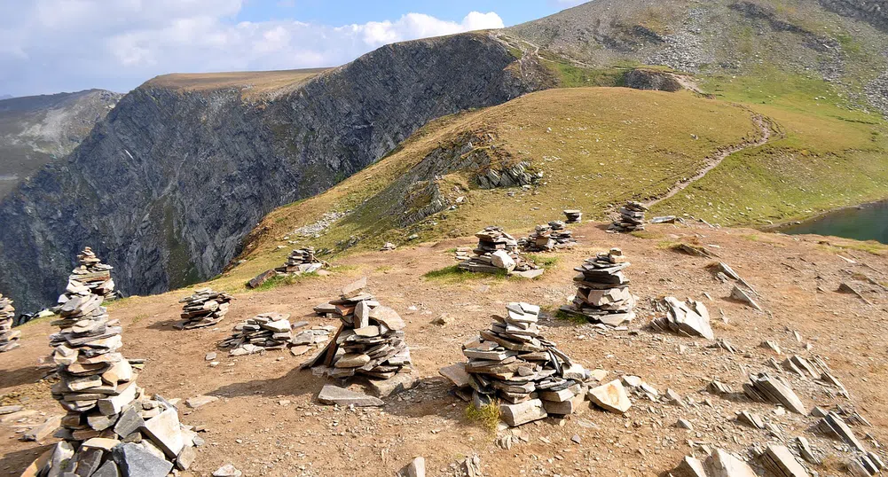 Пожарът в Рила - видим и от космоса (снимки)