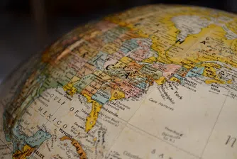 Изборният ден започна и в Северна Америка