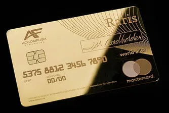 Във Великобритания пуснаха разплащателна карта от злато