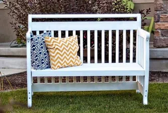 Пейка от старо детско креватче и още девет други гениални идеи