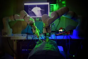 Робот извърши напълно самостоятелна хирургична операция