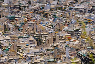 Как типичните атински апартаменти по случайност се оказаха издръжливи?