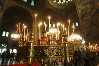 Благодатният огън от Йерусалим ще бъде пренесен у нас днес