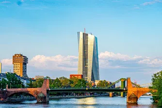 ЕЦБ вдигна лихвите, какво означава това за заемите?