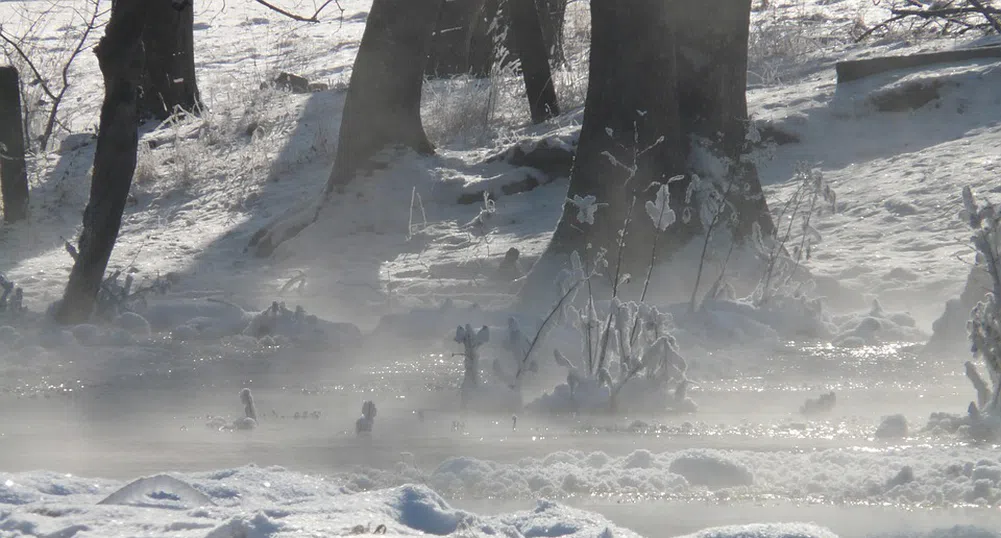 Утре започва разчистването на Троянския проход. Преспите достигат 3 м.