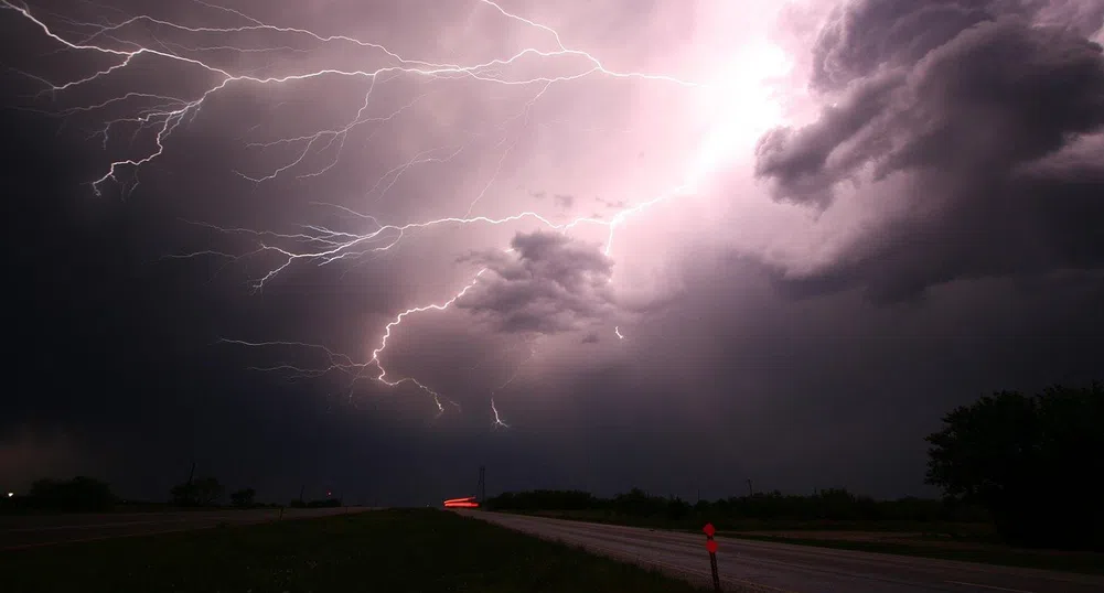 Оранжев код в седем области за бури, очаква се сериозно застудяване