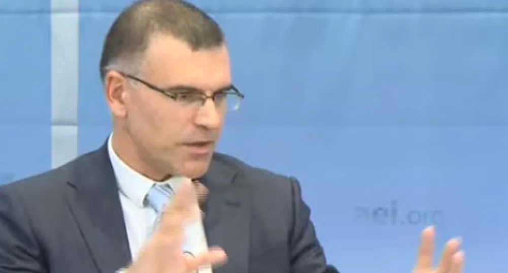 Симеон Дянков: Сега е добре да се подпомагат конкретно фирмите