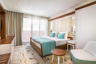 Феста Виа Понтика със 176 нови стаи