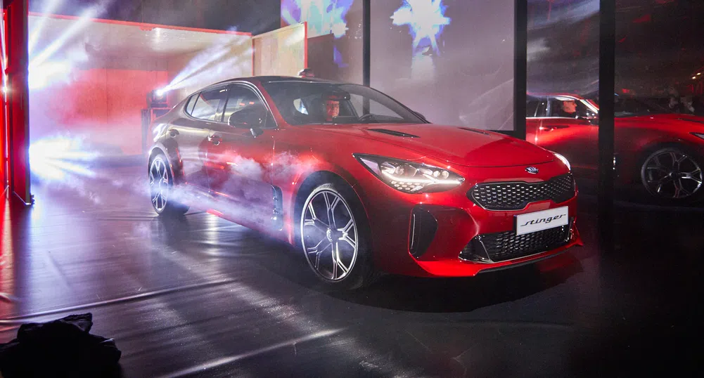 Това е Kia Stinger – разработена на "Нюрбургринг"