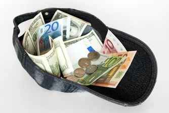 Петролът поскъпва, европейските борси с понижения