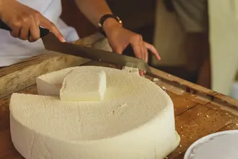 България иска от ЕК защитен статут за киселото мляко и саламуреното сирене