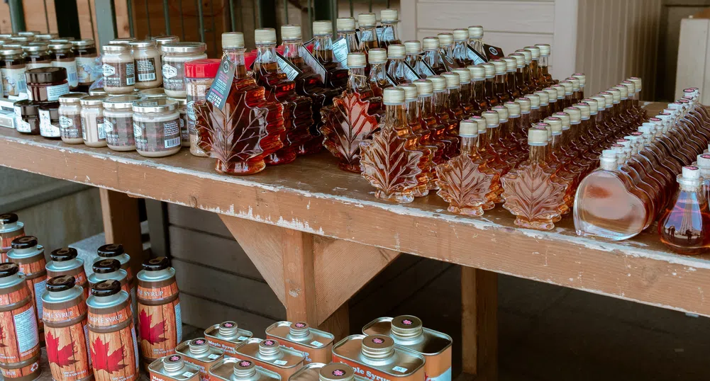 Съд наложи $7.3 млн. глоба на канадец, откраднал 3 000 т кленов сироп