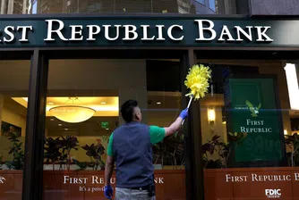 Регулаторите в САЩ очакват финални оферти за поглъщането на First Republic